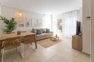 Beach & Port - غانديا