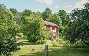 Amazing Home In Hovmantorp With Wifi