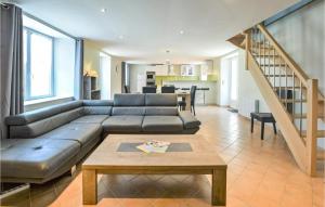 Maisons de vacances 3 Bedroom Beautiful Home In Crances : photos des chambres