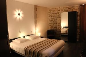 Hotels Hotel Restaurant LE SAINT AUGUSTIN : photos des chambres