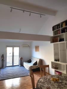 Мечта поэта с видом на Котор