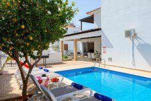 Protaras Sapphire Seaside Villa
