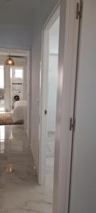 PMT16 - Large city apartment on the beach