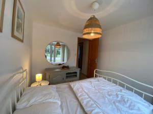 Villas Les Amourettes - 2 min a pied Plage - Jardin : photos des chambres