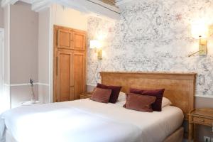 Hotels Le Moulin Des Ruats : photos des chambres