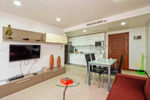 Hill Side Karon Kata Beach Condo