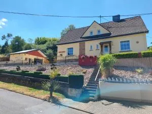 Ferienhaus Alt Bahnhaus - Mettweiler