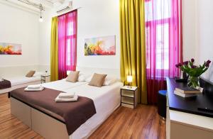 Quadruple Room room in Art Hotel Like