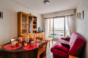 Appartements Face mer a 85m plage - appart 2 adultes 2 enfants : photos des chambres