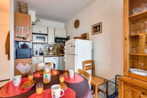 Appartements Face mer a 85m plage - appart 2 adultes 2 enfants : photos des chambres