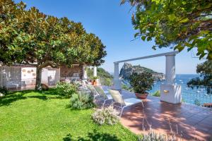 Acqua marina, Ischia