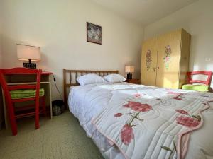 Maison 5 pièces près de la plage avec jardin clos à Saint-Georges-dOléron - 8 couchages - FR-1-246A-175