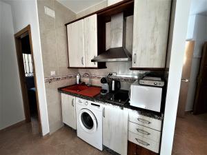 NUC - 2 dormitorios - Wifi - Terraza exterior - 100 metros Playa La Carihuela