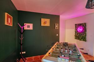 Villas So Villa La Repreneliere 45 - Heated pool - Soccer - 2h from Paris - 30 beds : photos des chambres