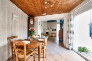 Maisons de vacances Jolie Maison a Noirmoutier-en-ile pour 4 personnes : photos des chambres