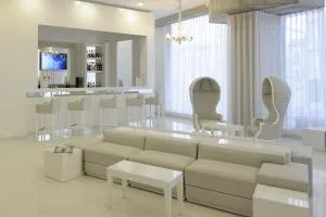Kyriad Prestige Perpignan Centre del Mon (Kyriad Prestige Perpignan Centre Gare)