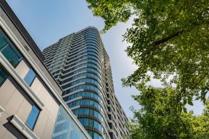 Luxurious Unique Tower Apartment with City Skyline by Renters Prestige