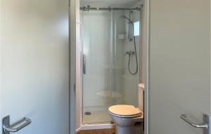 Nice Home In Scherpenisse With Kitchen