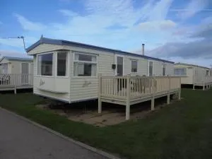 8 Berth on Coastfields (Everglade) - Ingoldmells