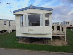 8 Berth on Coastfields (Everglade)
