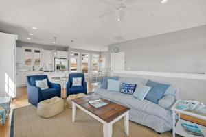 Oak Island Escape with Saltwater Pool, Walk to Beach