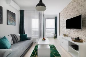 Easy Rent- Metropolitan 75 Hala Globus, 24h Check-in, Zana