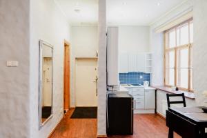 Dream Stay - Old Town City Wall Studio Apartment