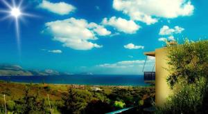 Meltemi Rooms and Apartments