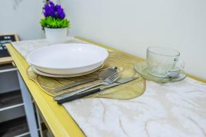 Happy Hans Place in Trees Residences