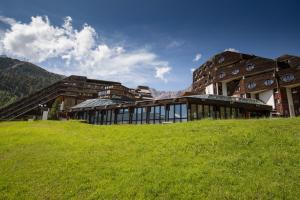 Blu Senales Active & Family Resort