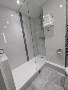 Hotels HOTEL ARVERNA VICHY - ClT'HOTEL : photos des chambres