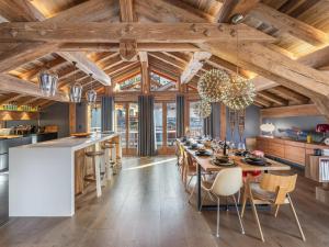 Chalets Chalet de prestige au coeur de Saint Martin de Belleville avec sauna et bain nordique - FR-1-570-38 : photos des chambres