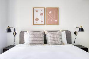 Tribeca 2BR Indoor pool Gym Rooftop NYC-183