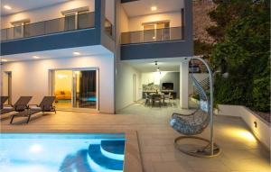 Gorgeous Home In Bast