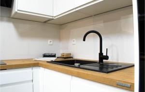 Gorgeous Home In Bast