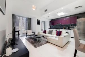 Vacationer Holiday Homes I Charming 1 Bedroom I Colourful Interior l Dubai Marina