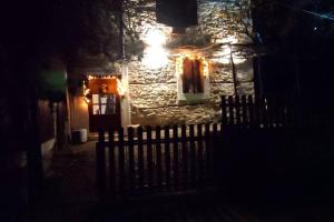 COZY VILLAGE HOUSE ΑΓΙΟΣ ΛΑΥΡΕΝΤΙΟΣ ΠΗΛΙΟΥ