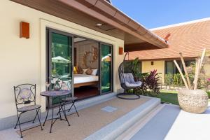 Villa Carlos, Luxury 7 BDR Private Pool Villa, Baan Bua Nai Harn, Phuket