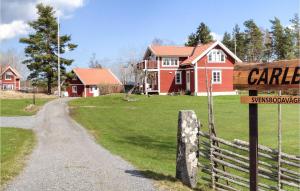 Awesome Home In Bergshamra With Wifi And 3 Bedrooms