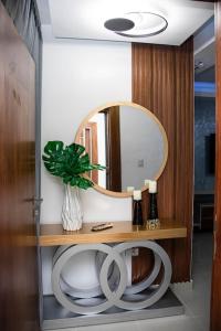 Luxurious 3-Bedroom Apartment with Pool & 247 security