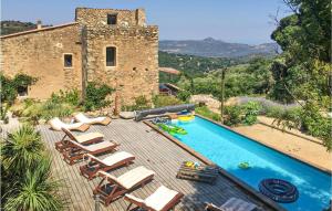 Beautiful Home In Ville-di-paraso With Wifi, Private Swimming Pool And Outdoor Swimming Pool