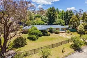 Oak and Cedar - Megalong