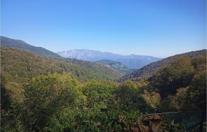 2 Bedroom Nice Apartment In Omegna