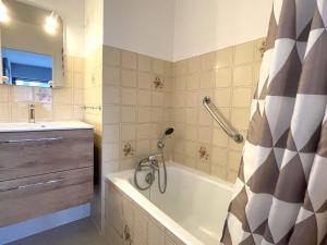 Studio cocoon calme avec parking sécurisé et Wi-Fi - FR-1-555-86