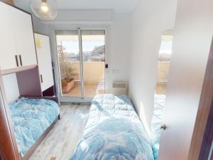 Appartements Appartement Roquebrune-Cap-Martin, 3 pieces, 4 personnes - FR-1-196-323 : photos des chambres