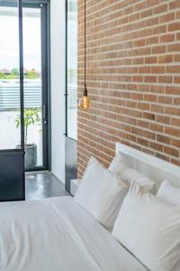 Loft Ludo 9: Cozy 1-bdr luxury loft in Great Location!