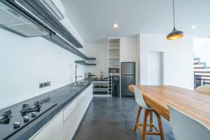 Loft Ludo 10 - Minimalist 1-bdr luxury loft in Great Location!