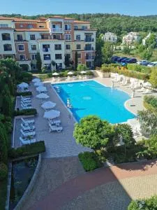 Lily Beach - Apartment 408A - Duni