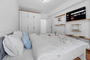 Karina 2BDR Apartment