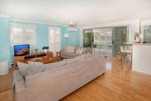 Unit 4 Marcoola Sands